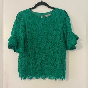 Nanette emerald Green Lace Top size S (F120)